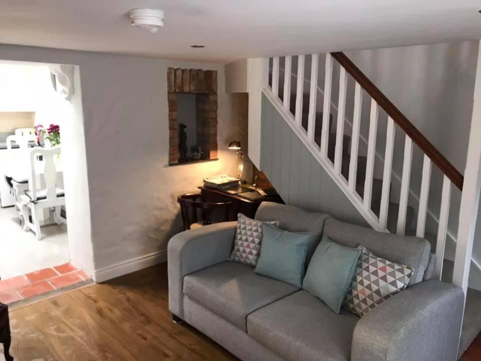 Arthur Street Guest Cottage No16 Hillsborough Extérieur photo